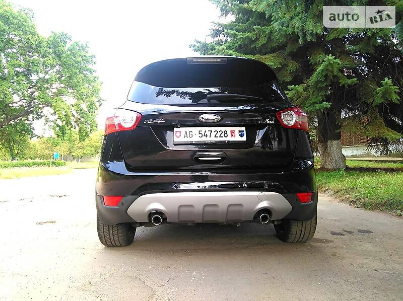Позашляховик / Кросовер Ford Kuga 2012 в Луцьку