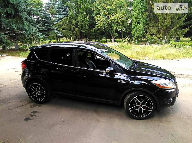 Позашляховик / Кросовер Ford Kuga 2012 в Луцьку