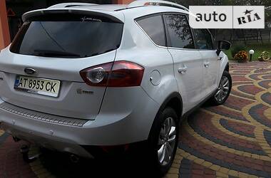 Внедорожник / Кроссовер Ford Kuga 2010 в 