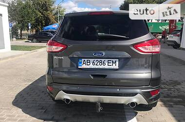 Внедорожник / Кроссовер Ford Kuga 2015 в Виннице