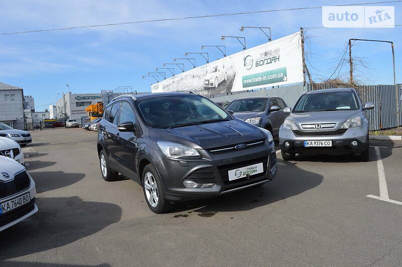 Внедорожник / Кроссовер Ford Kuga 2016 в Киеве