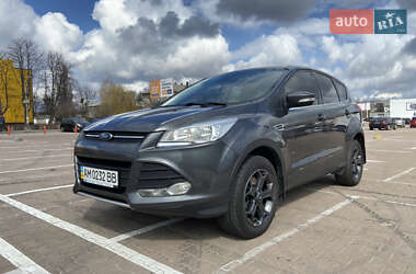 Внедорожник / Кроссовер Ford Kuga 2015 в 