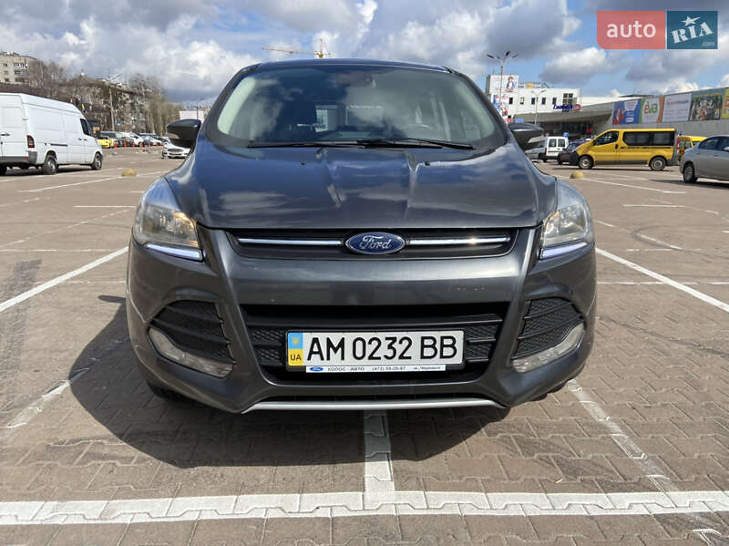 Позашляховик / Кросовер Ford Kuga 2015 в Житомирі