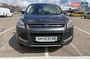 Внедорожник / Кроссовер Ford Kuga 2015 в 