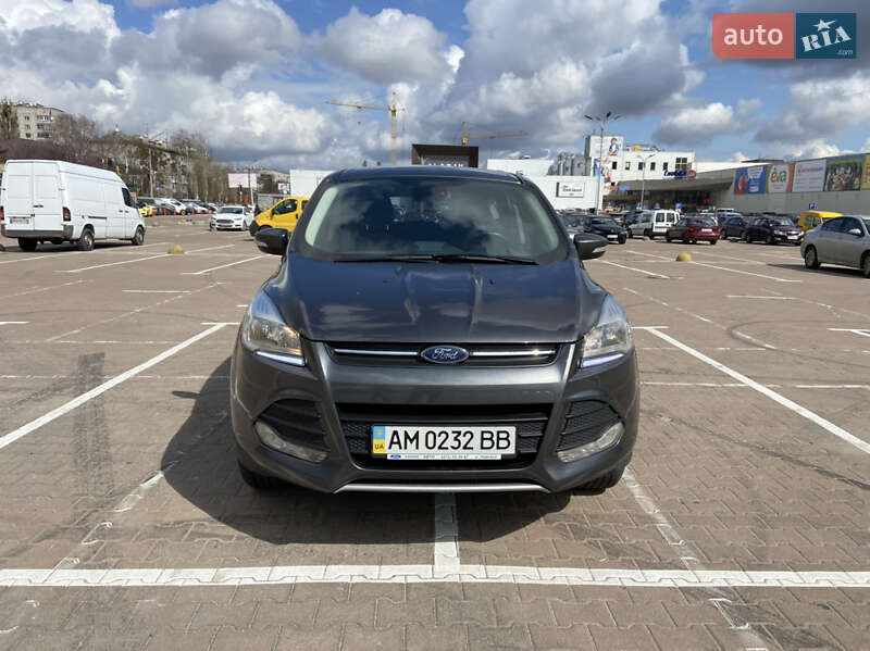 Позашляховик / Кросовер Ford Kuga 2015 в Житомирі