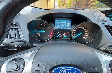 Внедорожник / Кроссовер Ford Kuga 2014 в Житомире