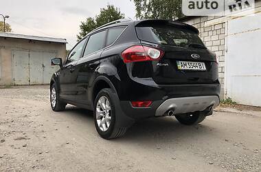 Внедорожник / Кроссовер Ford Kuga 2012 в Киеве