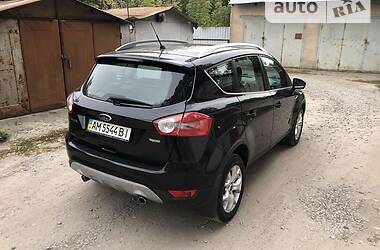 Внедорожник / Кроссовер Ford Kuga 2012 в Киеве