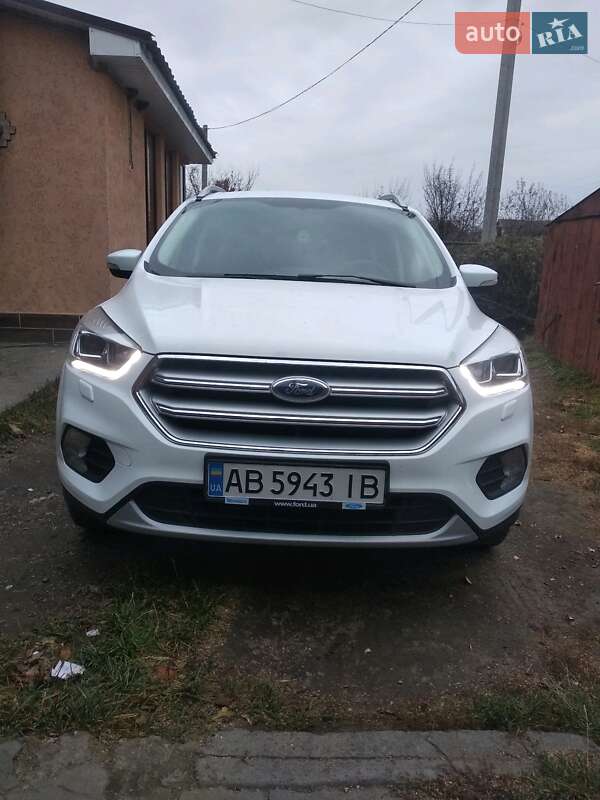 Внедорожник / Кроссовер Ford Kuga 2018 в Кодыме