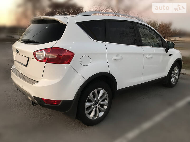 Внедорожник / Кроссовер Ford Kuga 2011 в Запорожье