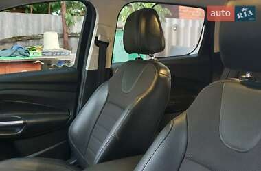 Внедорожник / Кроссовер Ford Kuga 2013 в Сумах