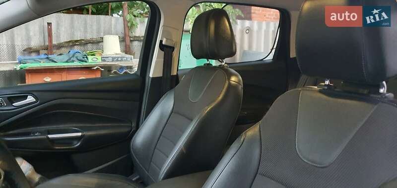 Внедорожник / Кроссовер Ford Kuga 2013 в Сумах фото 7 Внедорожник / Кроссовер Ford Kuga 2013 в Сумах