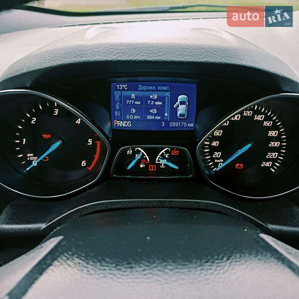Внедорожник / Кроссовер Ford Kuga 2014 в Снятине