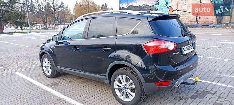 Позашляховик / Кросовер Ford Kuga 2011 в Луцьку