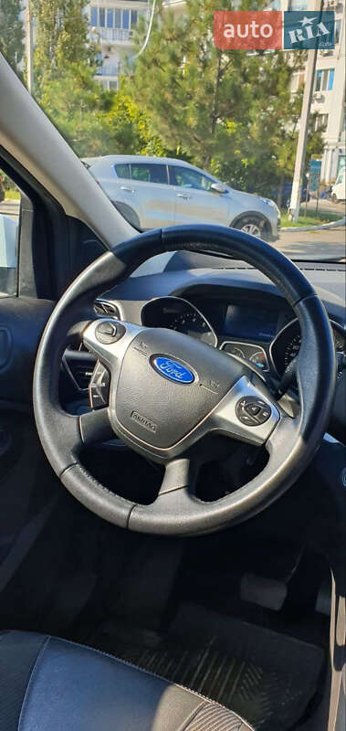 Внедорожник / Кроссовер Ford Kuga 2013 в Одессе