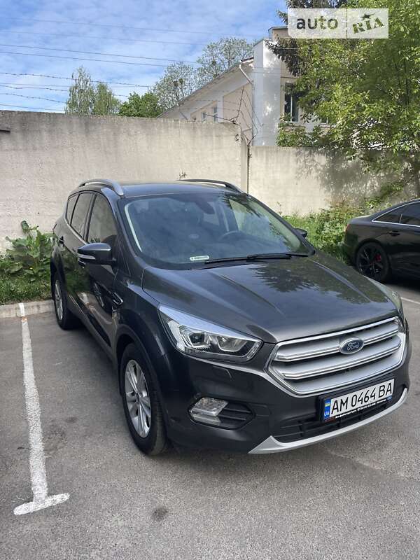 Внедорожник / Кроссовер Ford Kuga 2019 в Житомире