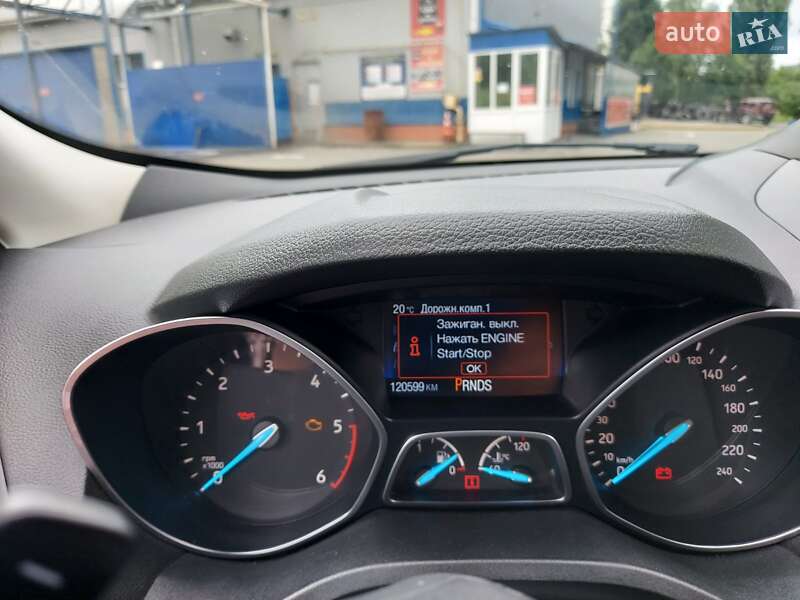 Внедорожник / Кроссовер Ford Kuga 2017 в Хмельницком