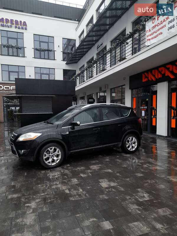 Внедорожник / Кроссовер Ford Kuga 2011 в Ужгороде
