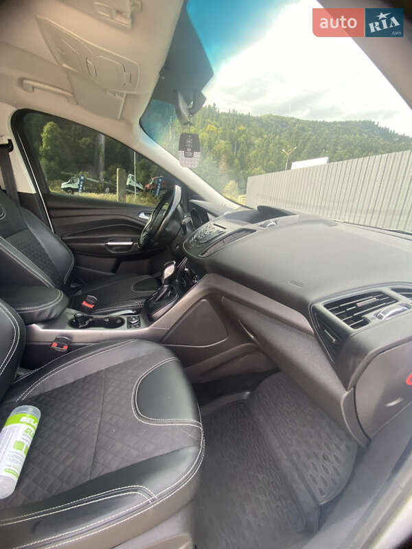 Позашляховик / Кросовер Ford Kuga 2013 в Львові