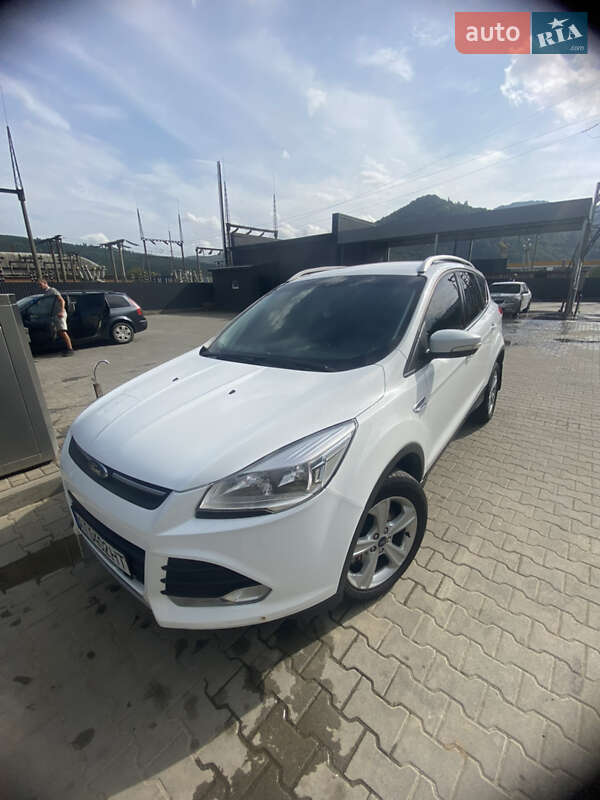 Позашляховик / Кросовер Ford Kuga 2013 в Львові