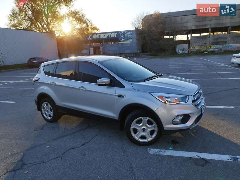 Ford Kuga 2017