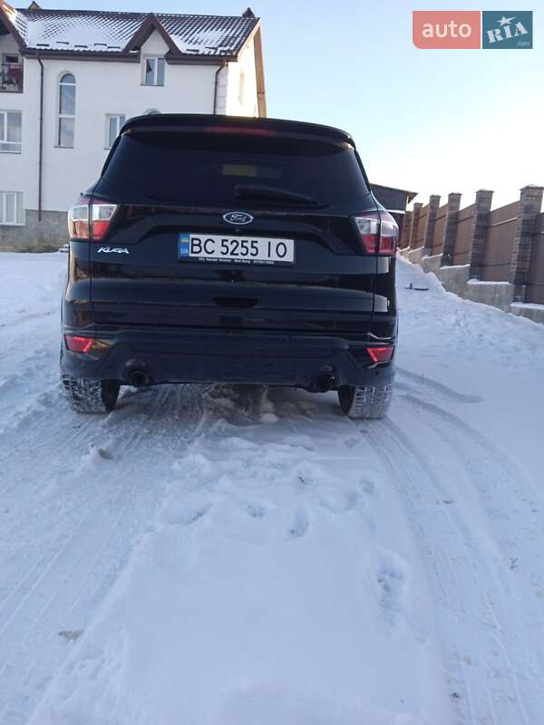 Внедорожник / Кроссовер Ford Kuga 2018 в Турке