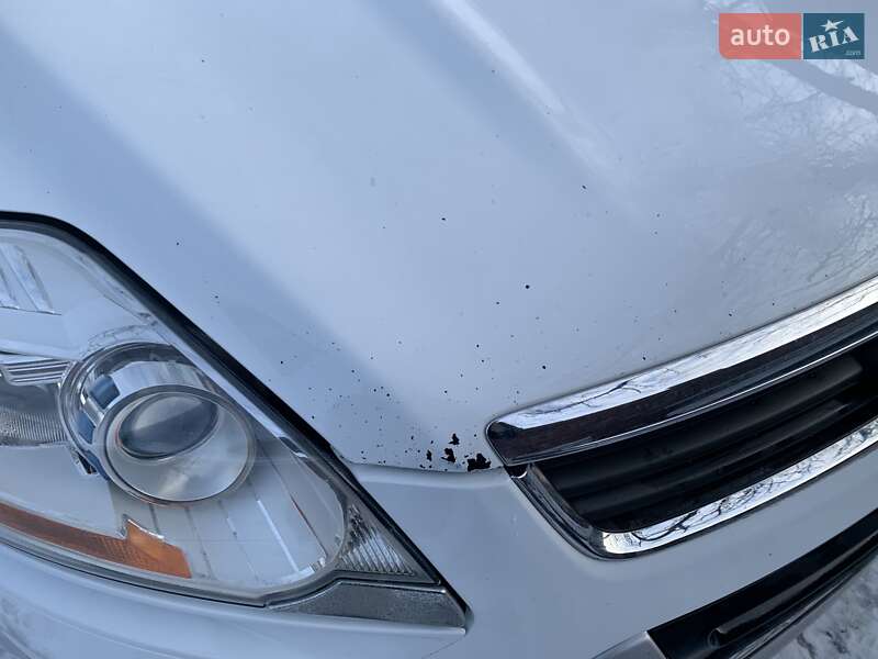 Внедорожник / Кроссовер Ford Kuga 2012 в Ровно