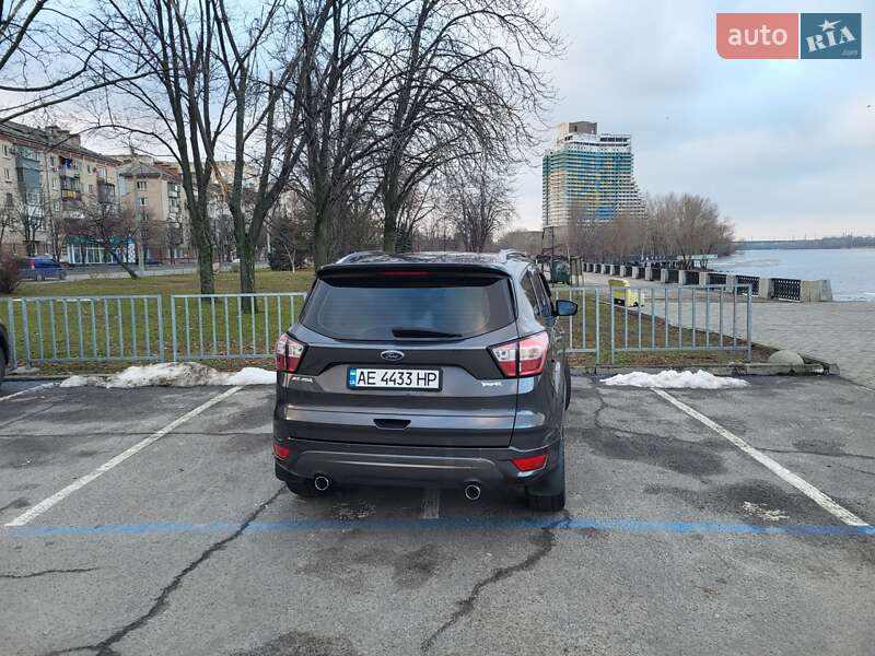 Внедорожник / Кроссовер Ford Kuga 2017 в Днепре