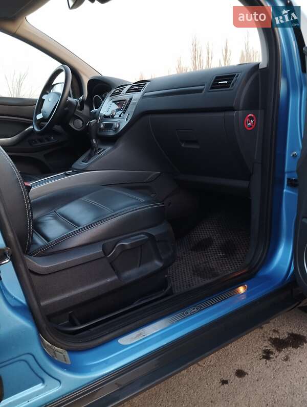 Внедорожник / Кроссовер Ford Kuga 2010 в Южноукраинске