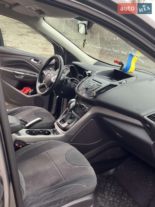 Позашляховик / Кросовер Ford Kuga 2013 в Южноукраїнську