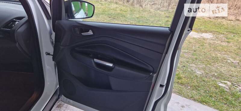 Позашляховик / Кросовер Ford Kuga 2017 в Львові фото 21 Позашляховик / Кросовер Ford Kuga 2017 в Львові