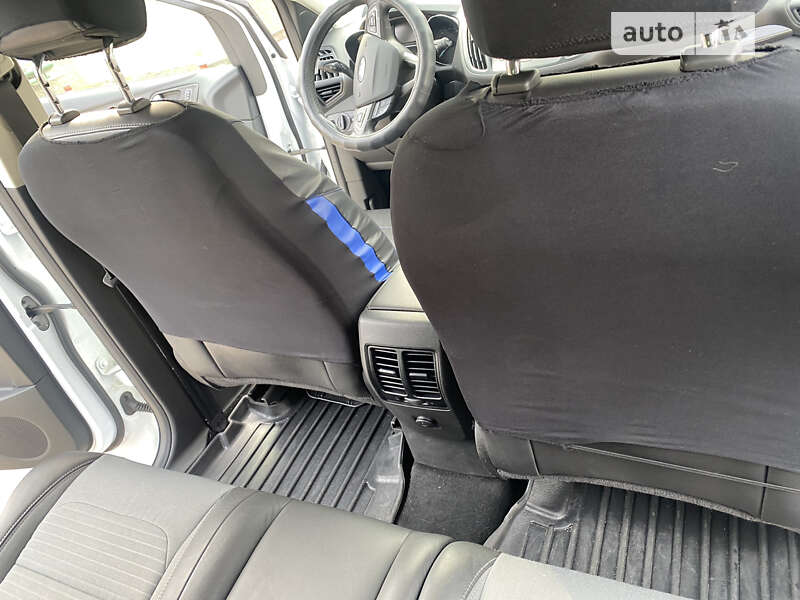 Внедорожник / Кроссовер Ford Kuga 2016 в Киеве фото 23 Внедорожник / Кроссовер Ford Kuga 2016 в Киеве