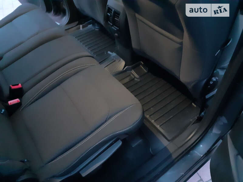 Внедорожник / Кроссовер Ford Kuga 2018 в Трускавце фото 17 Внедорожник / Кроссовер Ford Kuga 2018 в Трускавце