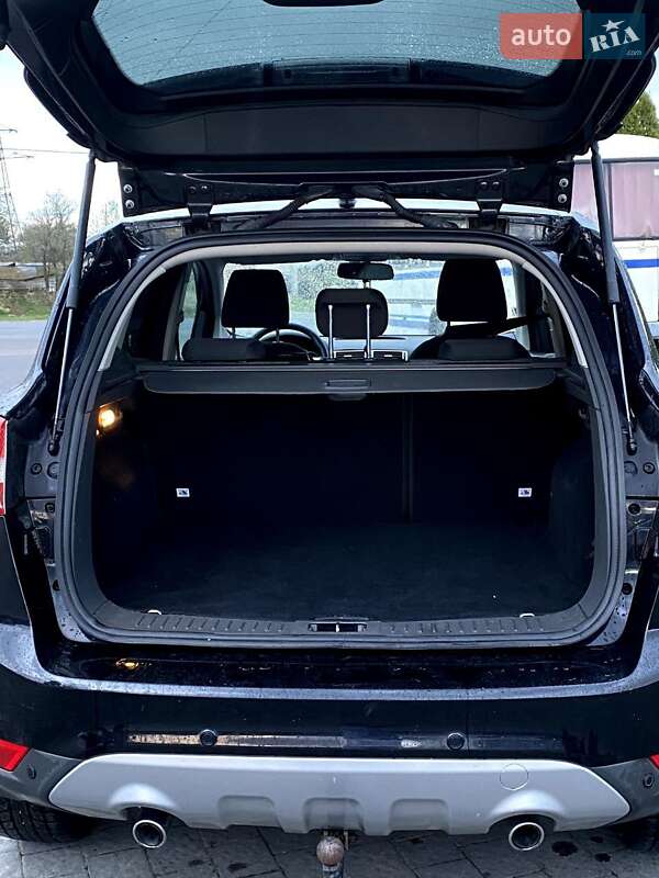 Внедорожник / Кроссовер Ford Kuga 2011 в Долине фото 5 Внедорожник / Кроссовер Ford Kuga 2011 в Долине