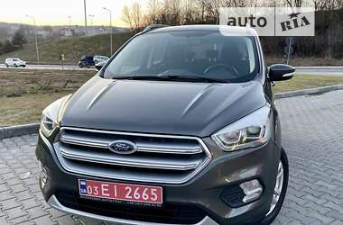 Позашляховик / Кросовер Ford Kuga 2018 в Тернополі