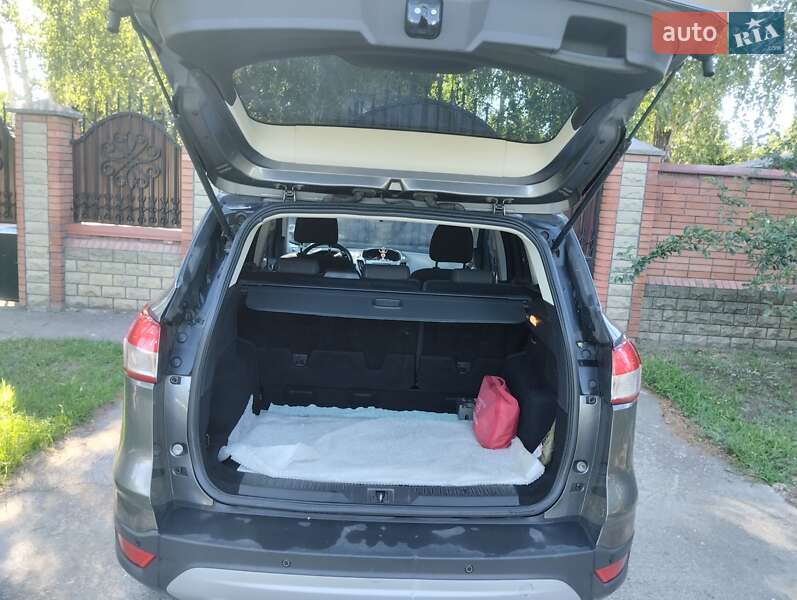 Внедорожник / Кроссовер Ford Kuga 2013 в Измаиле фото 4 Внедорожник / Кроссовер Ford Kuga 2013 в Измаиле