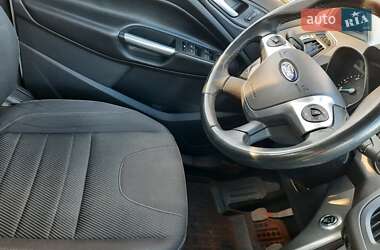 Внедорожник / Кроссовер Ford Kuga 2015 в Каменском