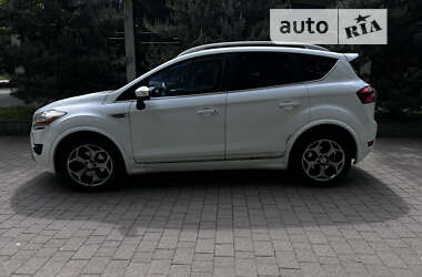 Внедорожник / Кроссовер Ford Kuga 2010 в Ужгороде