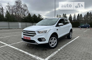 Внедорожник / Кроссовер Ford Kuga 2019 в Луцке