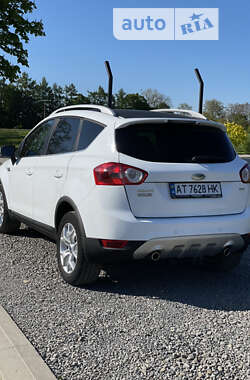 Позашляховик / Кросовер Ford Kuga 2009 в Львові