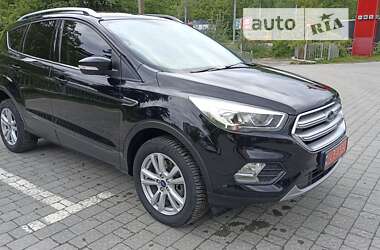 Внедорожник / Кроссовер Ford Kuga 2019 в Тернополе