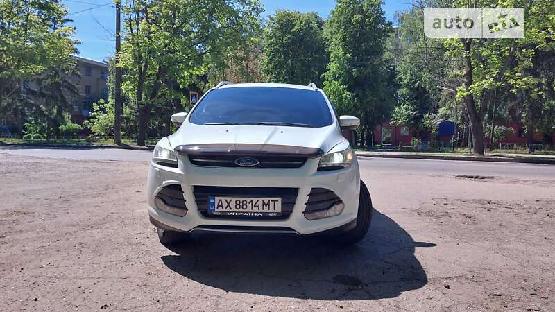 Внедорожник / Кроссовер Ford Kuga 2013 в Харькове