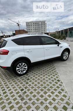 Внедорожник / Кроссовер Ford Kuga 2012 в Хмельницком