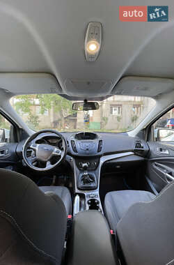 Внедорожник / Кроссовер Ford Kuga 2014 в 