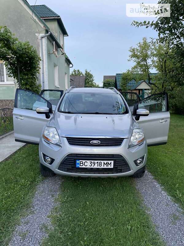 Позашляховик / Кросовер Ford Kuga 2011 в Жидачові