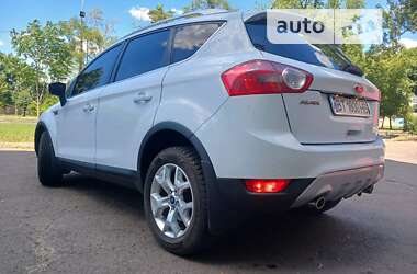 Позашляховик / Кросовер Ford Kuga 2010 в Миколаєві