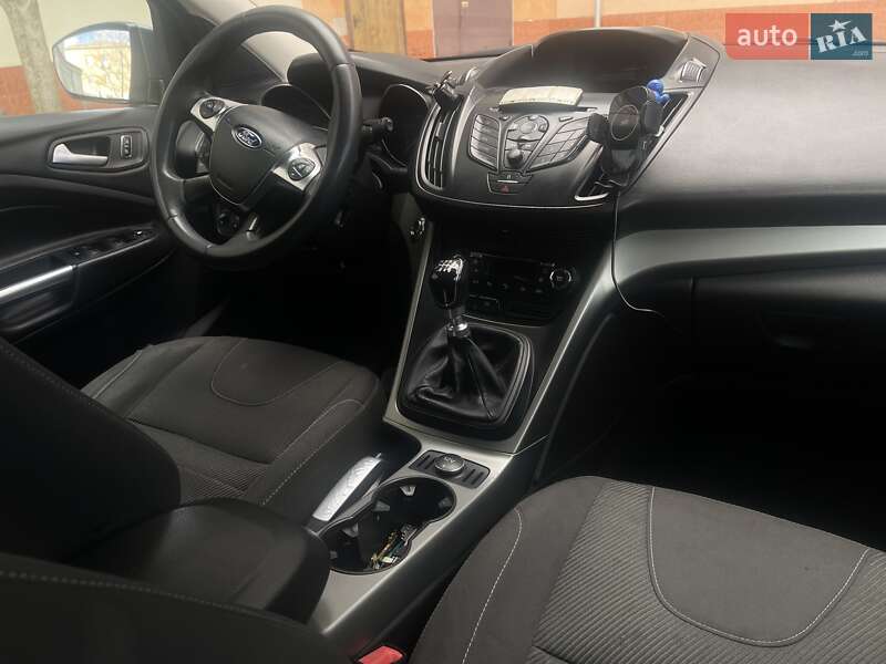 Позашляховик / Кросовер Ford Kuga 2013 в Дрогобичі