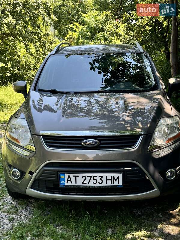 Внедорожник / Кроссовер Ford Kuga 2012 в Ивано-Франковске