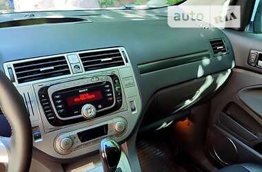 Позашляховик / Кросовер Ford Kuga 2010 в Запоріжжі