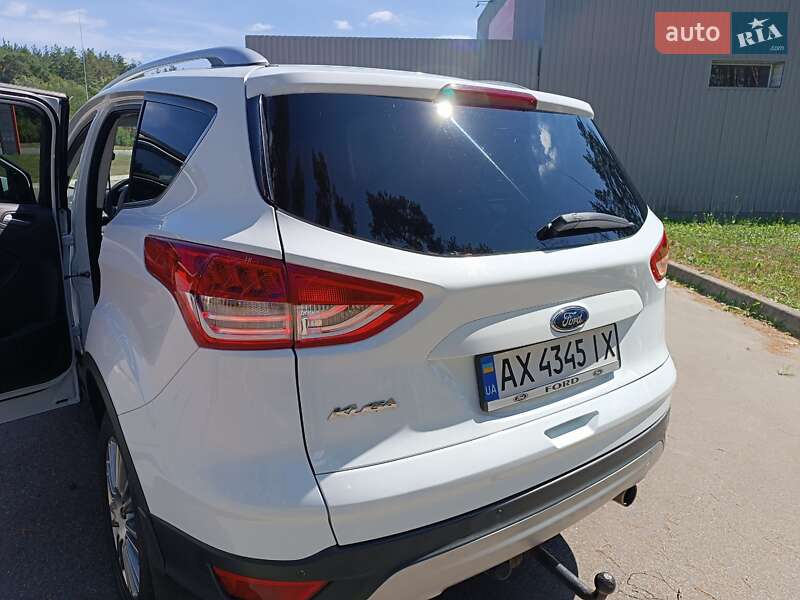Внедорожник / Кроссовер Ford Kuga 2013 в Харькове